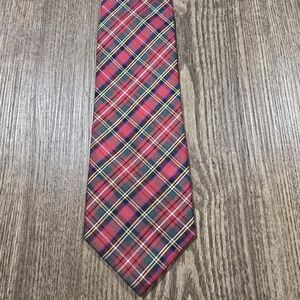 JOS A BANK Tie Mens Red Plaid Silk Necktie 68"x3.5" Luxury Preppy Holiday Office